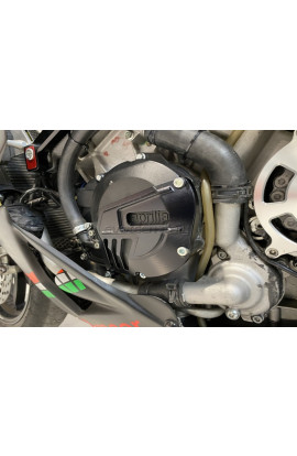 EVOTECH Protezione motore sinistra Aprilia RSV4 / Tuono V4 / Tuono 1100 V4 NERO